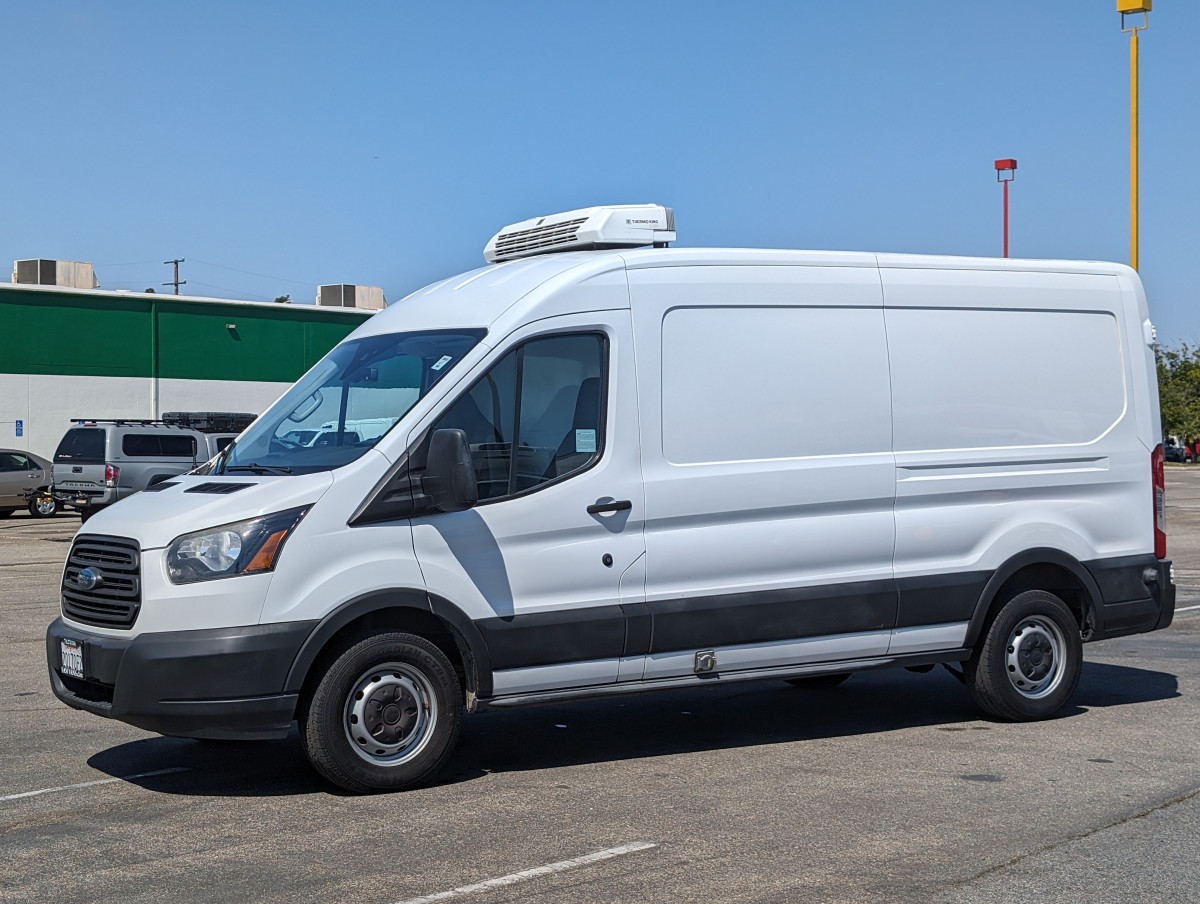 Used 2017 Ford Transit 250 - photo 6