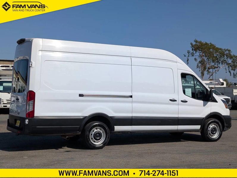 Used 2022 Ford Transit 250 - photo 9