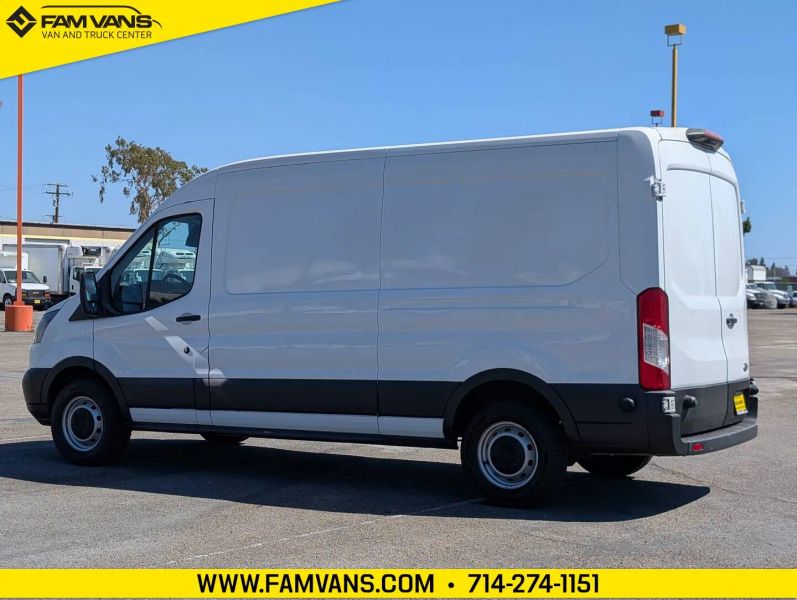 Used 2018 Ford Transit 150 - photo 7