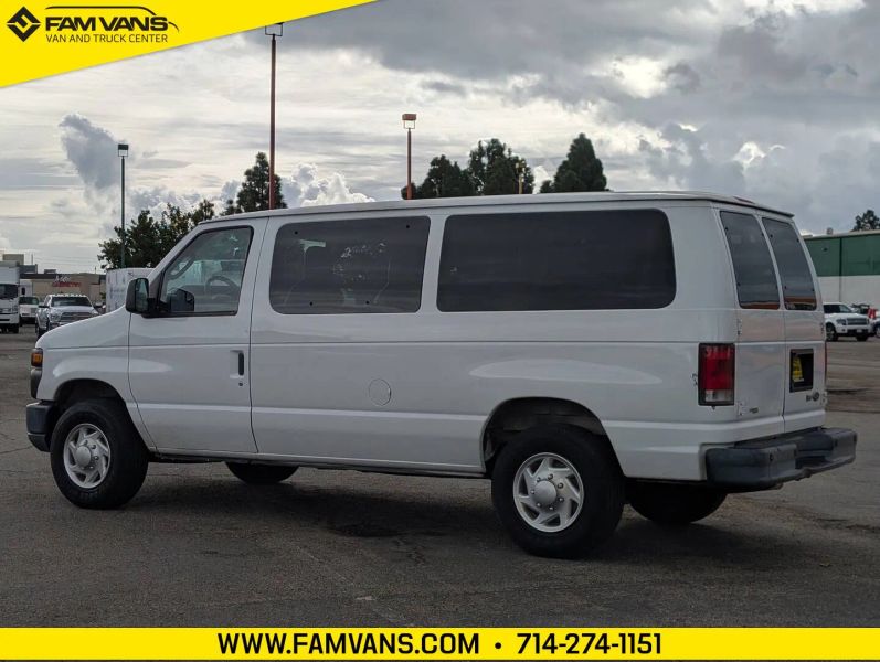 Used 2014 Ford E-350 - photo 8