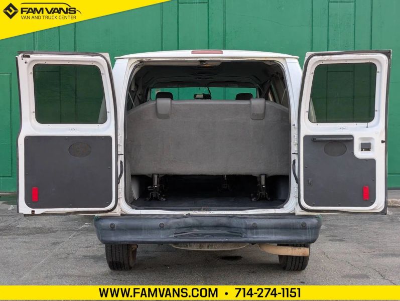 Used 2014 Ford E-350 - photo 13