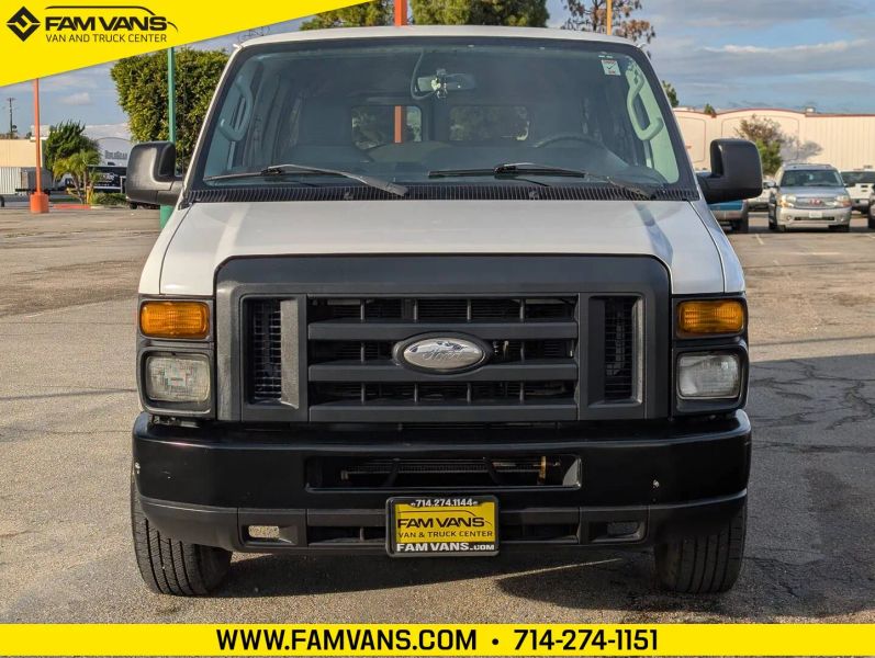 Used 2014 Ford E-350 - photo 5