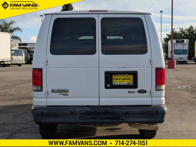 Used 2014 Ford E-350 - photo 9