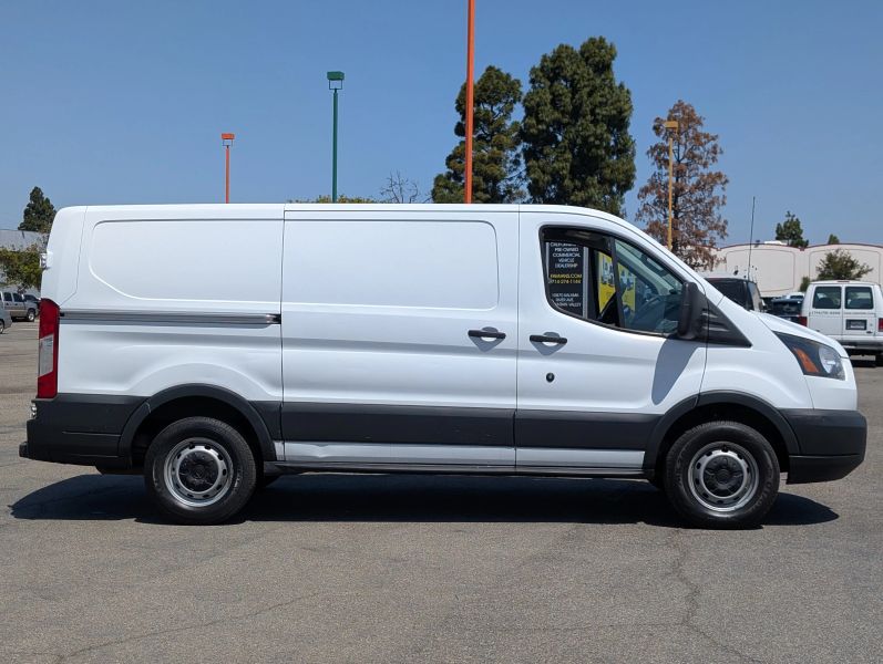 Used 2017 Ford Transit 150 - photo 10