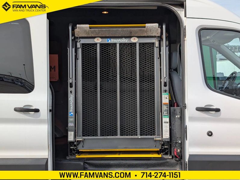 Used 2017 Ford Transit 150 - photo 7