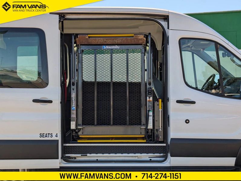Used 2018 Ford Transit 150 - photo 11
