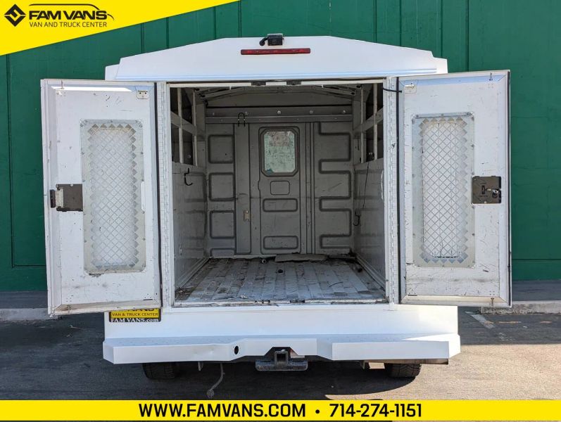 Used 2017 Ford Transit 350 - photo 12