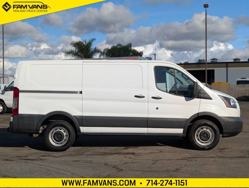 Used 2017 Ford Transit 250 - photo 10