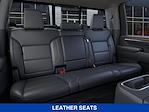 New 2025 GMC Sierra 2500 SLT Crew Cab 4x4 Pickup for sale #JG2887Z - photo 17