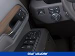 New 2025 GMC Sierra 2500 SLT Crew Cab 4x4 Pickup for sale #JG2888Z - photo 22