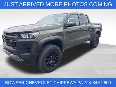 Used 2025 Chevrolet Colorado - photo 1