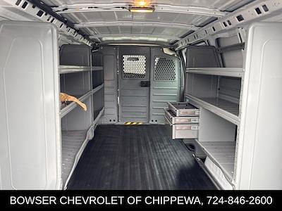 Used 2011 GMC Savana 1500 - photo 1