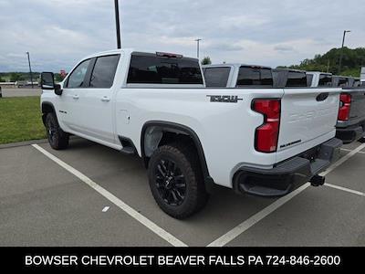 New 2025 Chevrolet Silverado 2500 LT Crew Cab 4x4 Pickup for sale #CH25477 - photo 2