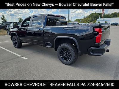 New 2025 Chevrolet Silverado 2500 LT Crew Cab 4WD Pickup for sale #CH25519 - photo 2