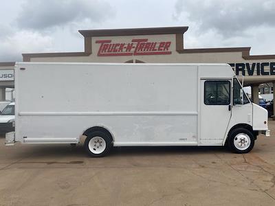 2000 Freightliner MT 45 4x2 Utilimaster Step Van / Walk-in for sale #0132C - photo 2
