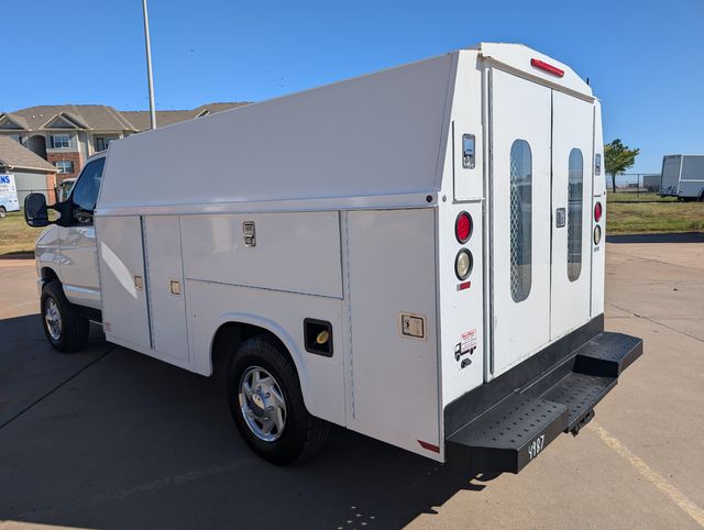 2012 Ford E-350 photo 3