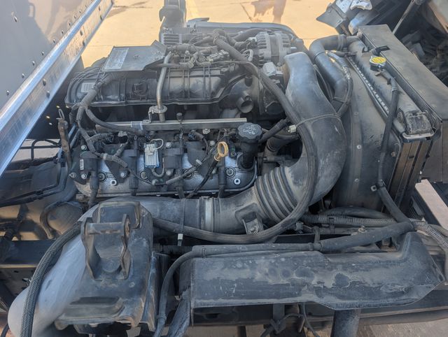2008 Isuzu NPR photo 15