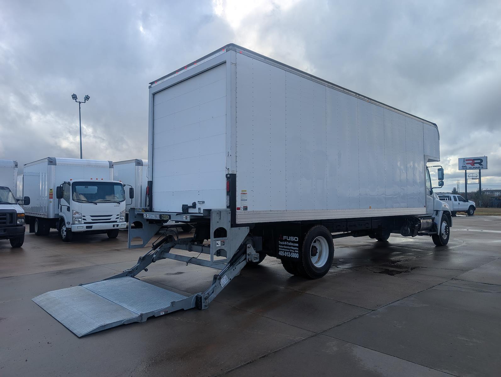 2018 Hino Conventional Type Truck photo 4