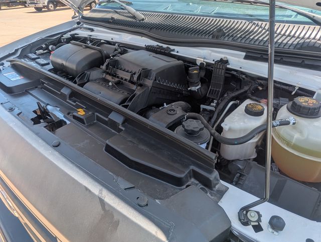 2022 Ford E-350 photo 9