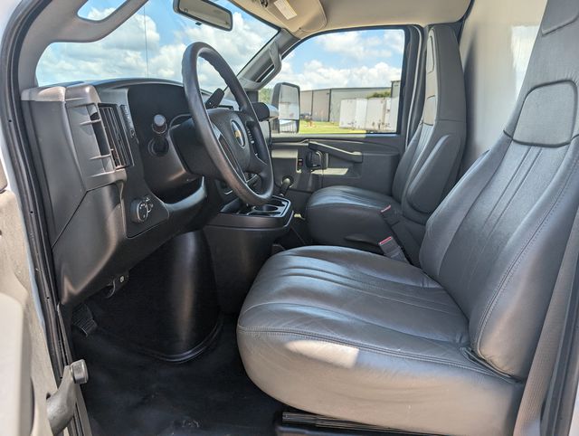 2020 Chevrolet Express 3500 Van Cutaway photo 11