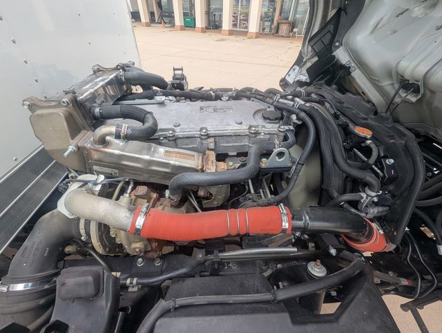 2022 Isuzu NPR Low Cab Forward photo 10