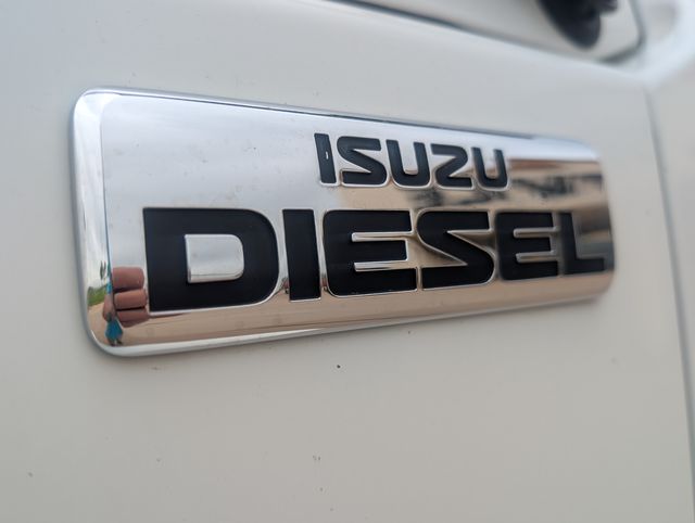 2022 Isuzu NPR Low Cab Forward photo 11