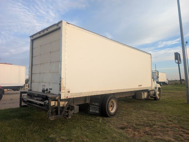 2013 Hino Conventional Type Truck photo 2