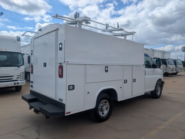 2022 Chevrolet Express 3500 photo 5