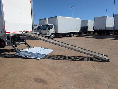 2019 INTERNATIONAL IHC MV106 - 144k Miles - 26' Box - Air Ride for sale #5087 - photo 2