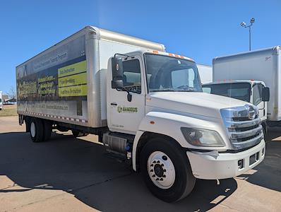 Used 2015 Hino 268 - photo 1