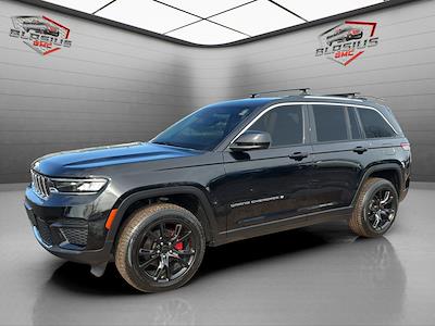 Used 2023 Jeep Grand Cherokee - photo 1