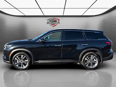 Used 2023 Infiniti QX60 - photo 1