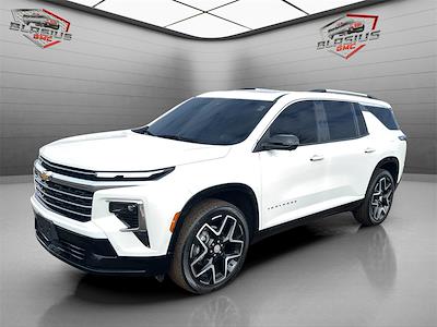 Used 2025 Chevrolet Traverse - photo 1
