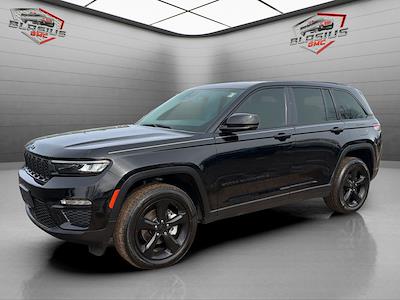 Used 2023 Jeep Grand Cherokee - photo 1