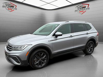 Used 2023 Volkswagen Tiguan - photo 1