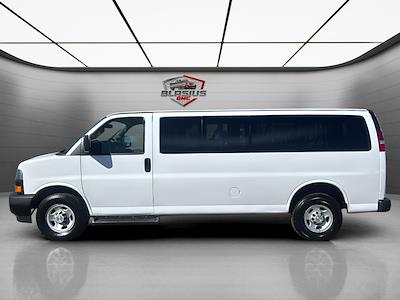 Used 2023 Chevrolet Express 3500 - photo 1