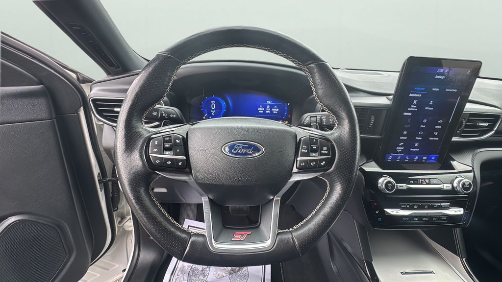 Used 2023 Ford Explorer - photo 12