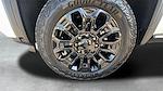 New 2025 GMC Sierra 2500 Denali Ultimate Crew Cab 4x4 Pickup for sale #326667 - photo 17