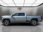 New 2025 GMC Sierra 2500 Denali Ultimate Crew Cab 4x4 Pickup for sale #326713 - photo 3