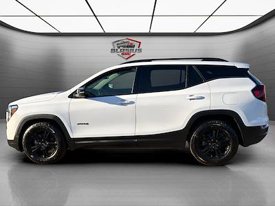 Used 2022 GMC Terrain - photo 1