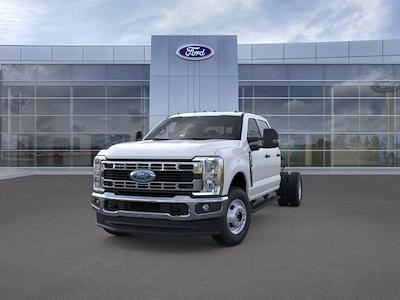 2025 Ford F-350 Crew Cab DRW 4x4 Cab Chassis for sale #257417 - photo 1