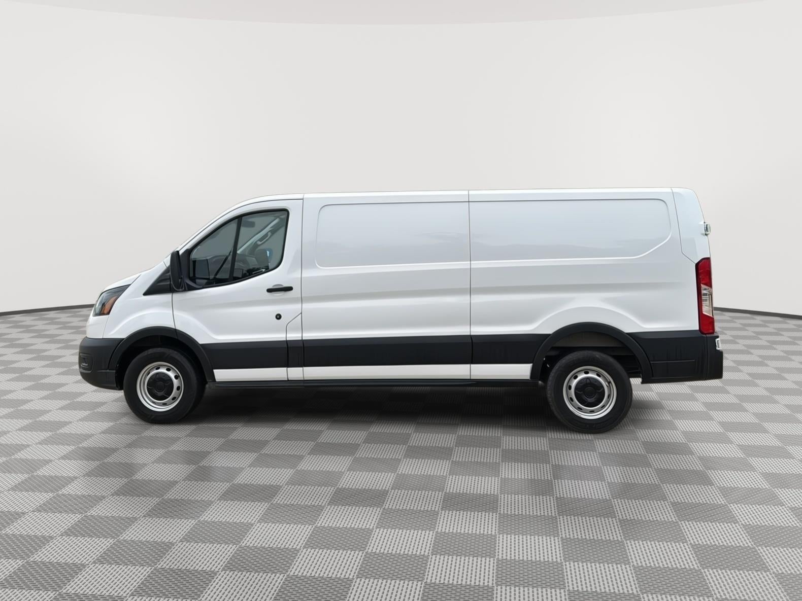 Used 2023 Ford Transit 150 - photo 1