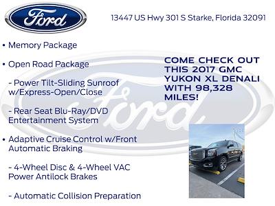 Used 2017 GMC Yukon XL - photo 1