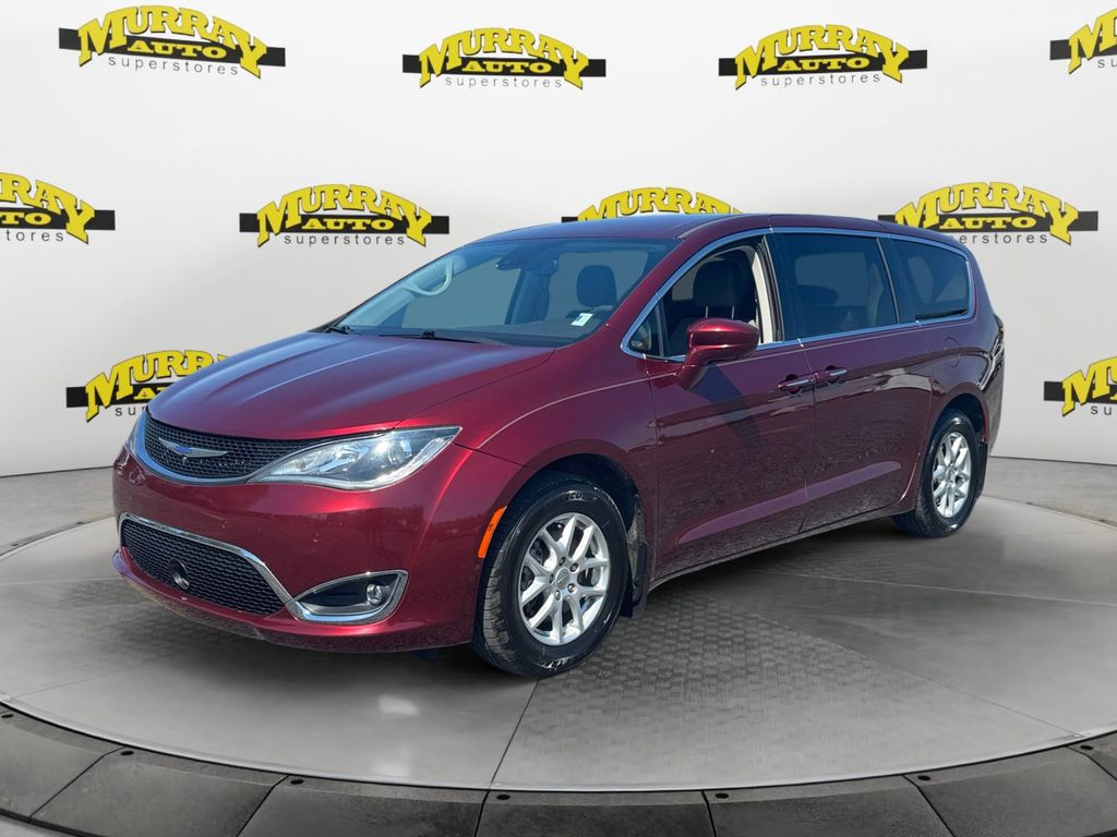 Used 2020 Chrysler Pacifica - photo 1