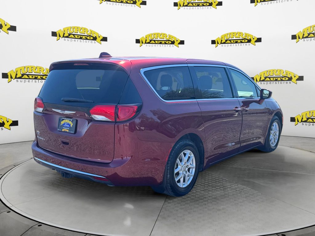 Used 2020 Chrysler Pacifica - photo 8