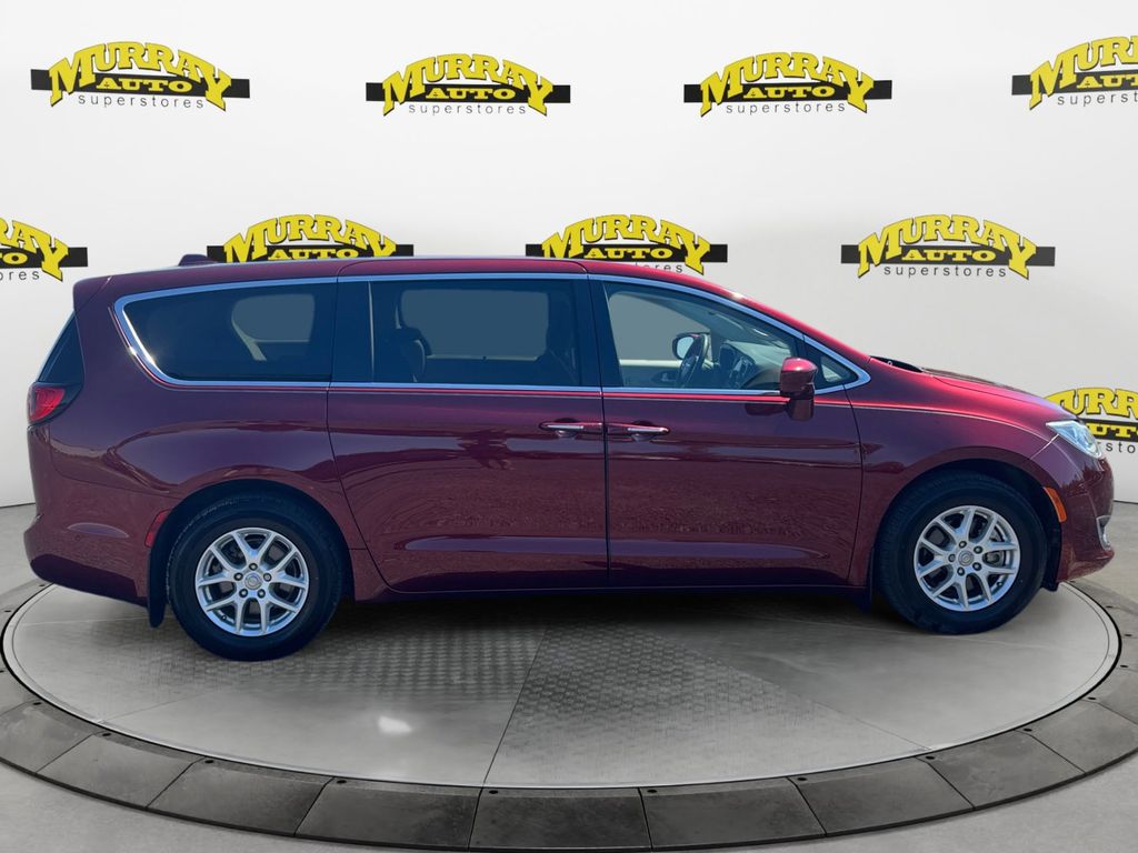 Used 2020 Chrysler Pacifica - photo 9