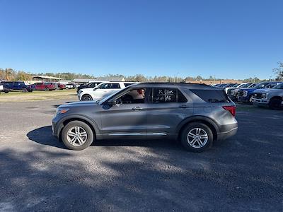 Used 2022 Ford Explorer - photo 1