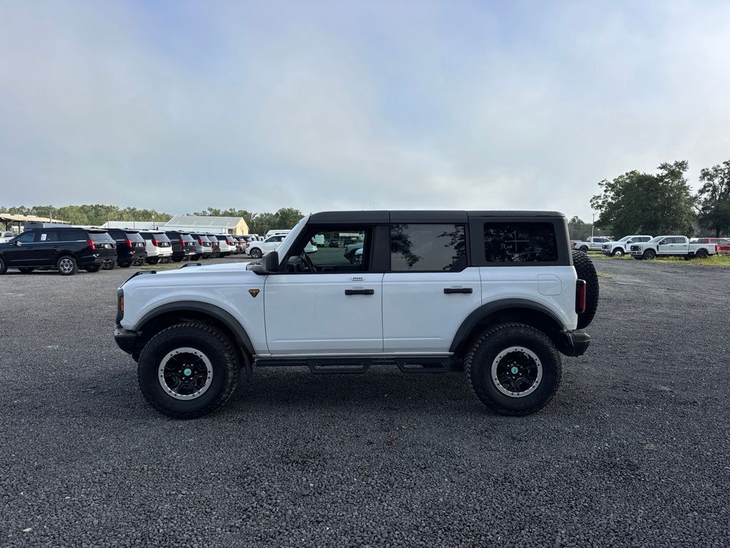 Used 2023 Ford Bronco - photo 2