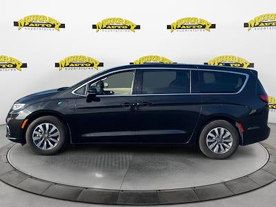 2024 Chrysler Pacifica FWD Minivan for sale #RR103137 - photo 2