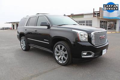 Used 2015 GMC Yukon - photo 1